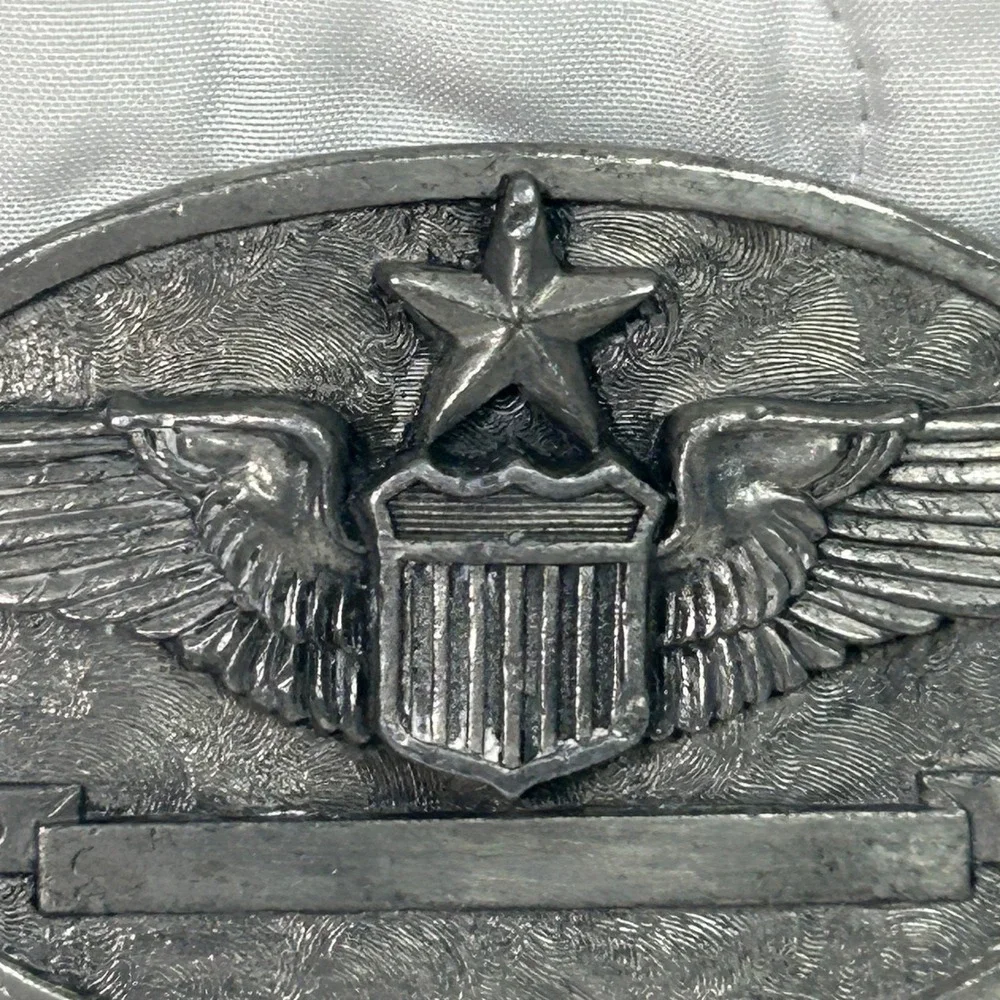Buckle Connection vintage 1983
